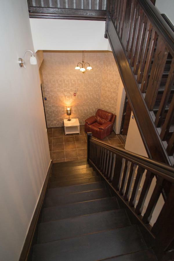 Deakvilla37 Apartman Eger Exteriör bild